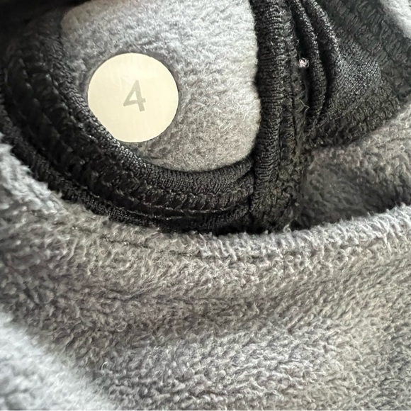 lululemon don’t hurry be happy pullover - Picture 12 of 14